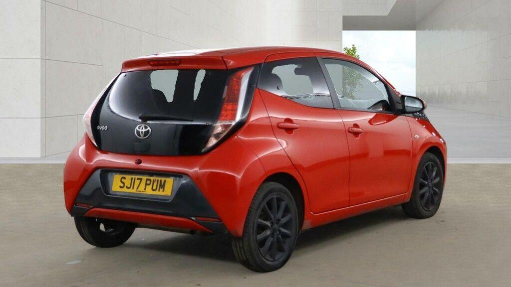 Toyota Aygo Hatchback 1.0 Vvt-i X-style Euro 6 201717 SJ17PUM Red #6