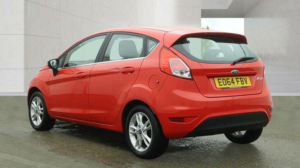 Ford Fiesta Hatchback 1.25 Zetec Euro 5 201464 EO64FBV Red #5