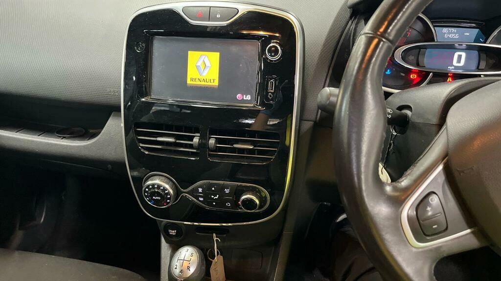Renault Clio Hatchback 0.9 Tce Dynamique S Nav Euro 6 Ss WF16LZJ Black #3