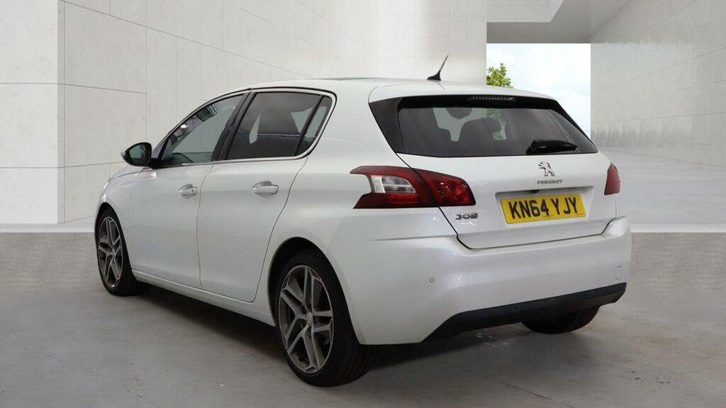 Peugeot 308 Hatchback 1.6 E-hdi Feline Euro 5 Ss 2014 KN64YJY White #5