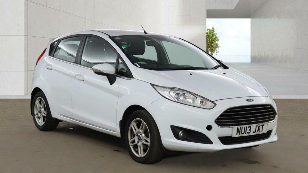 Ford Fiesta Hatchback 1.0T Ecoboost Zetec Euro 5 Ss 20 NU13JXT White #2