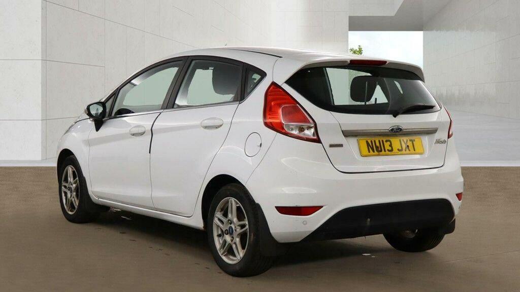 Ford Fiesta Hatchback 1.0T Ecoboost Zetec Euro 5 Ss 20 NU13JXT White #6
