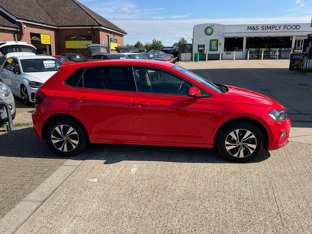 Volkswagen Polo 1.0 Evo Match Hatchback Euro 6 CP21PYU Red #4