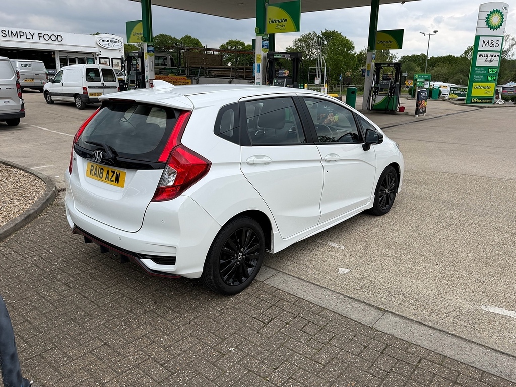 Honda Jazz 1.5 I-vtec Sport Navi Hatchback RA18AZW White #5