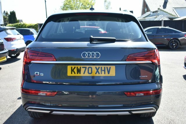 Audi Q5 Tfsi 45 Sport Suv KW70XHV Grey #5