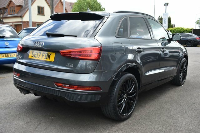 Audi Q3 Tdi Black Edition Suv SE17FBK Grey #4