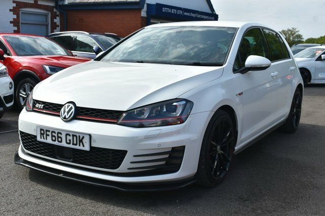 Volkswagen Golf Tsi Bluemotion Tech Gti RF66GDK White #2
