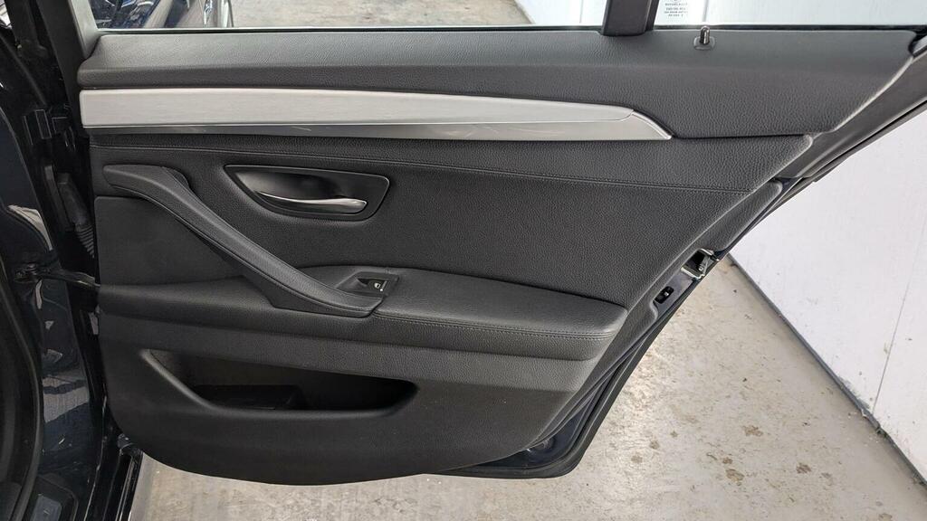 BMW 5 Series Estate 3.0 535I Luxury Touring Euro 6 Ss 5 Blue #4