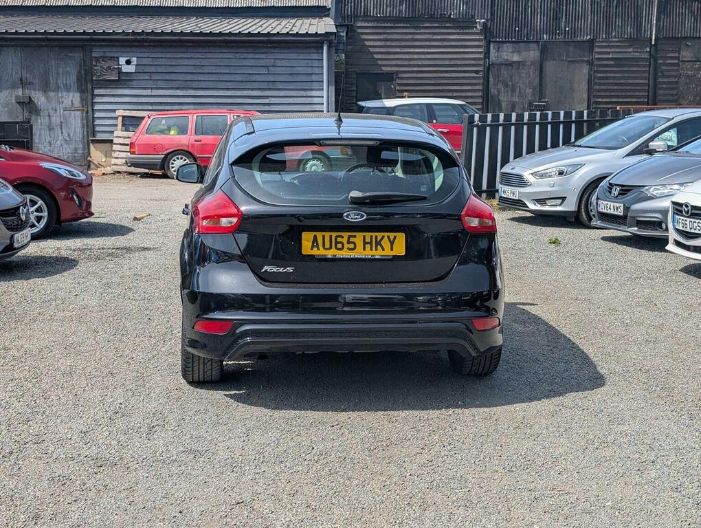 Ford Focus Hatchback 1.6 Tdci Zetec S Euro 5 Ss 2015 AU65HKY Black #2