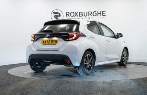 Toyota Yaris 1.5L Design AX72DYB White #6