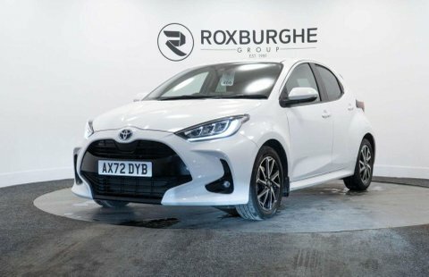 Toyota Yaris 1.5L Design AX72DYB White #2