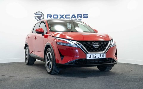 Nissan Qashqai Suv Red