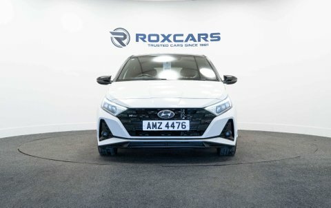 Hyundai I20 Hatchback AMZ4476 White #2