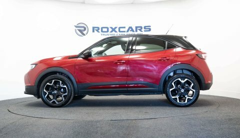 Vauxhall Mokka Suv ST72WUO Red #4