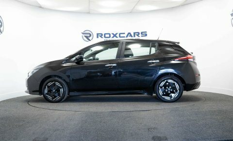 Nissan Leaf Hatchback LP72ORY Black #4