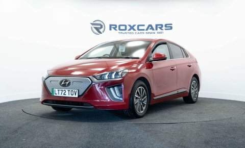 Hyundai Ioniq Hatchback LT72TOV Red #3