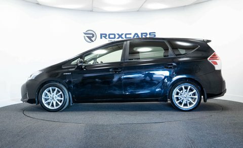 Toyota Prius+ Mpv Black #4