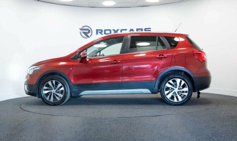Suzuki SX4 S Cross Suv Red #4