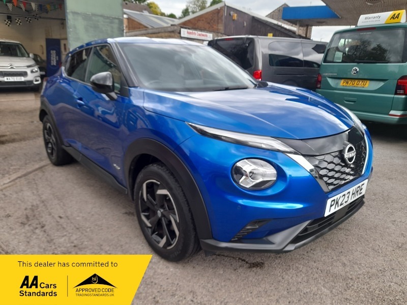 Nissan Juke 1.6 Hybrid N-connecta Blue
