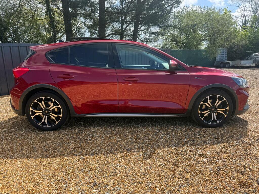 Ford Focus Hatchback 1.5T Ecoboost Active X Euro 6 Ss RX69KTV Red #3