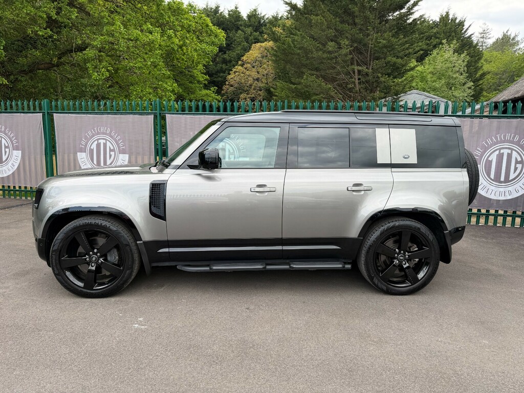 Land Rover Defender 110 3.0 D300 X-dynamic Hse 110 7 Seat KT23VWX Silver #4