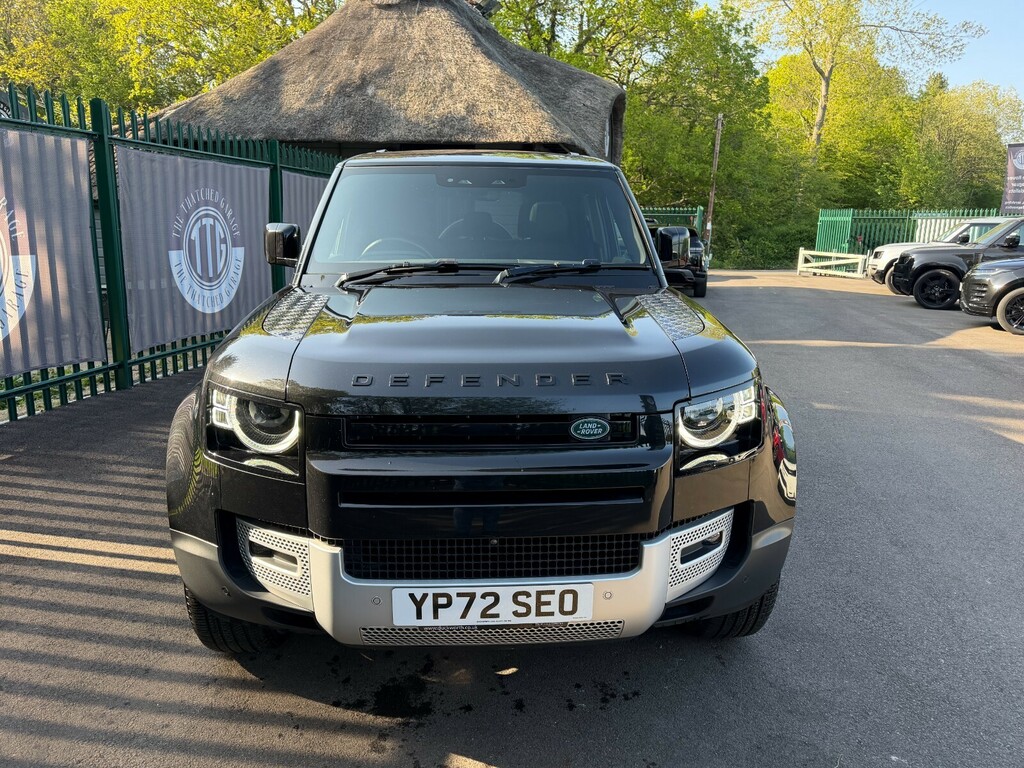 Land Rover Defender 110 3.0 D250 Se 110 YP72SEO Black #2