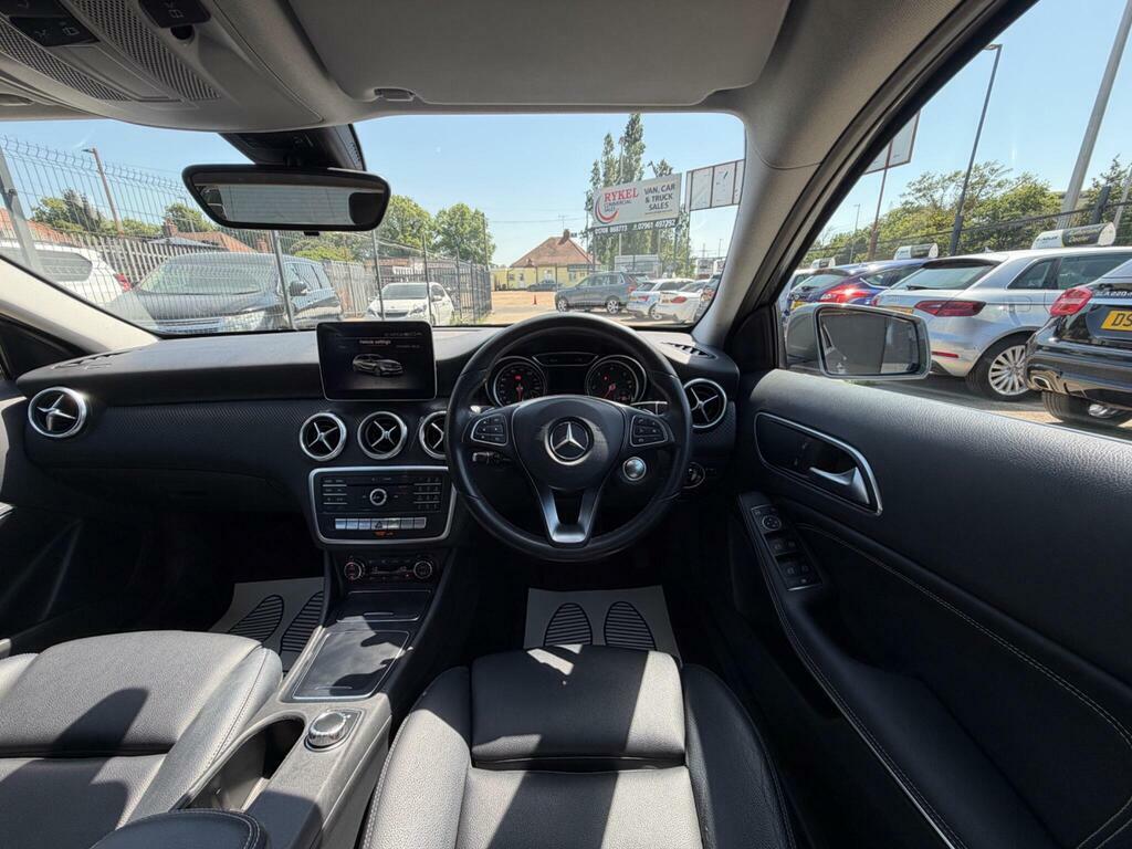 Mercedes-Benz A Class 1.5 A180d Sport 7G-dct Euro 6 S S GY17VHT  #3