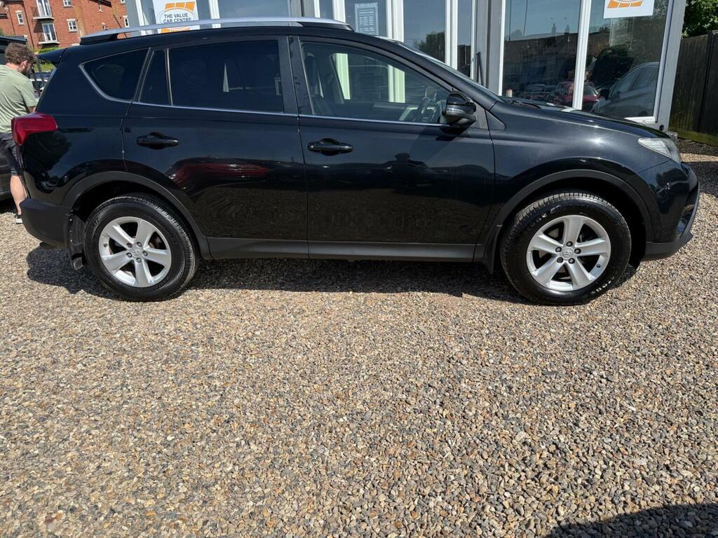Toyota Rav 4 Suv 2.0 D-4d Invincible 2Wd Euro 5 Ss 2013 FN13GJK Black #2