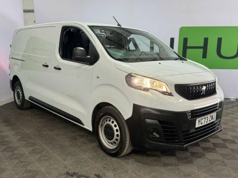 Peugeot Expert 2023 73 1.5 White