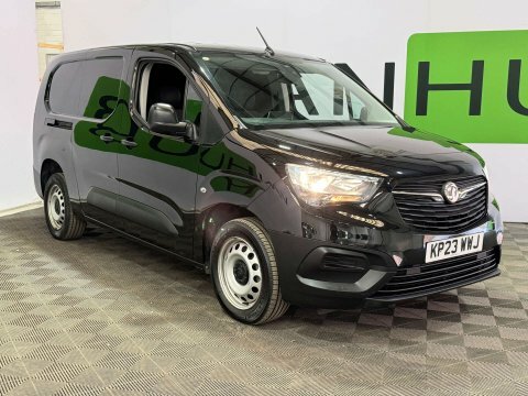 Vauxhall Combo 2023 23 1.5 Black
