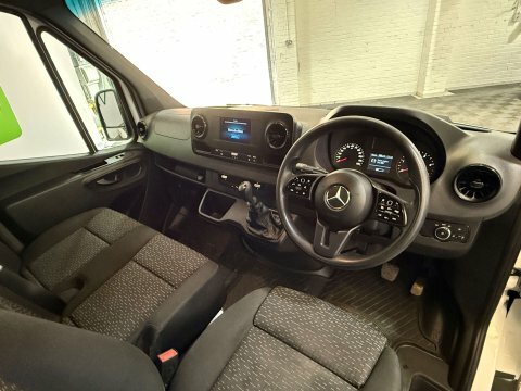 Mercedes-Benz Sprinter 2024 24 2.0 White #3