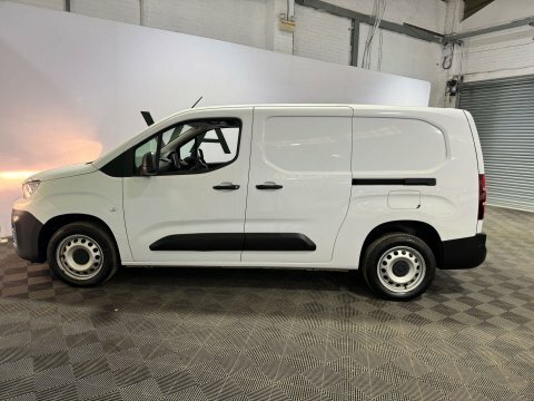 Peugeot Partner 2023 73 1.5 FG73RSY White #4