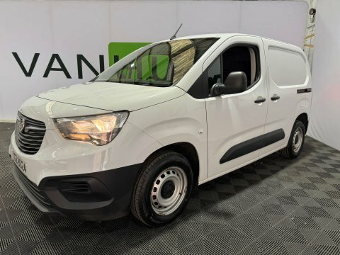 Vauxhall Combo 2022 72 1.5 XGZ8024 White #6