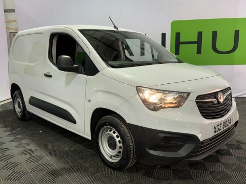 Vauxhall Combo 2022 72 1.5 White