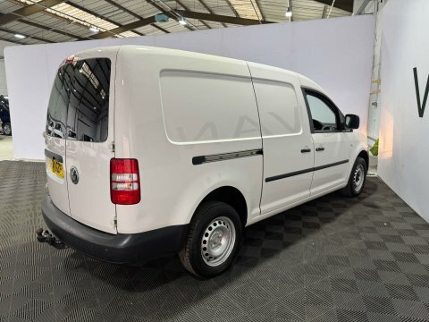 Volkswagen Caddy Maxi Mpv Red #10