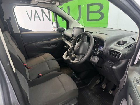 Citroen Berlingo 2023 23 1.5 NY23FMD Grey #3