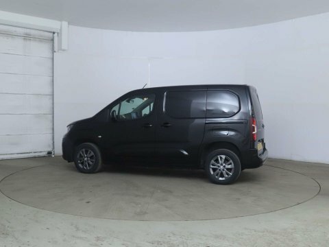 Peugeot Partner 2023 23 1.5 Black #4