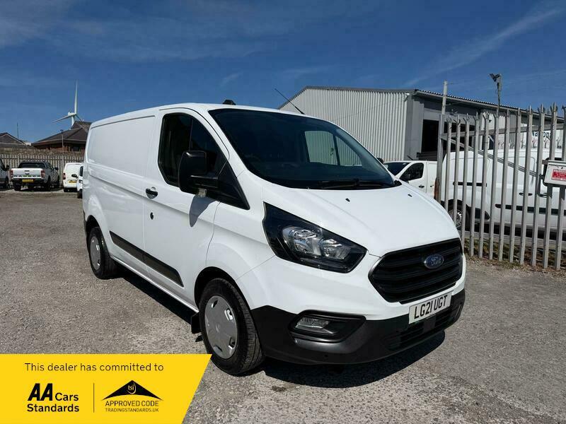 Ford Transit Custom 300 Leader P V White