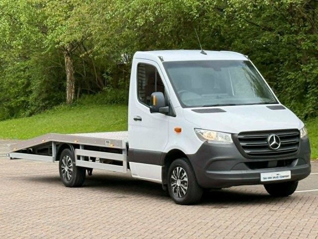 Mercedes-Benz Sprinter Diesel White