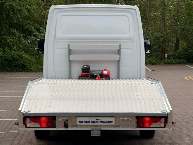Mercedes-Benz Sprinter Diesel PJ70JXN White #5