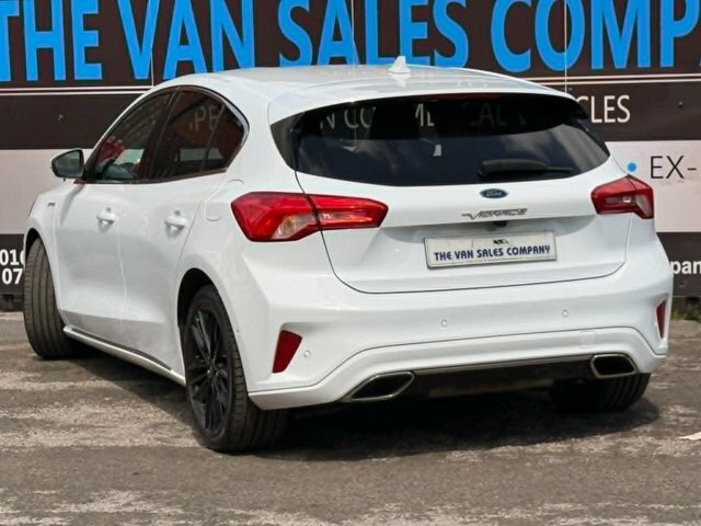 Ford Focus Hatchback EO69WDD Blue #5