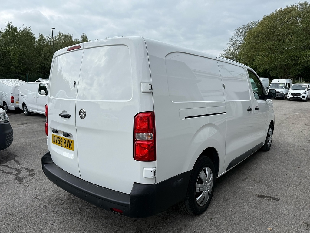 Vauxhall Vivaro 1.5 Turbo D 2900 Dynamic Lwb Air Con Sat Nav Van 6 DV69RVK White #5