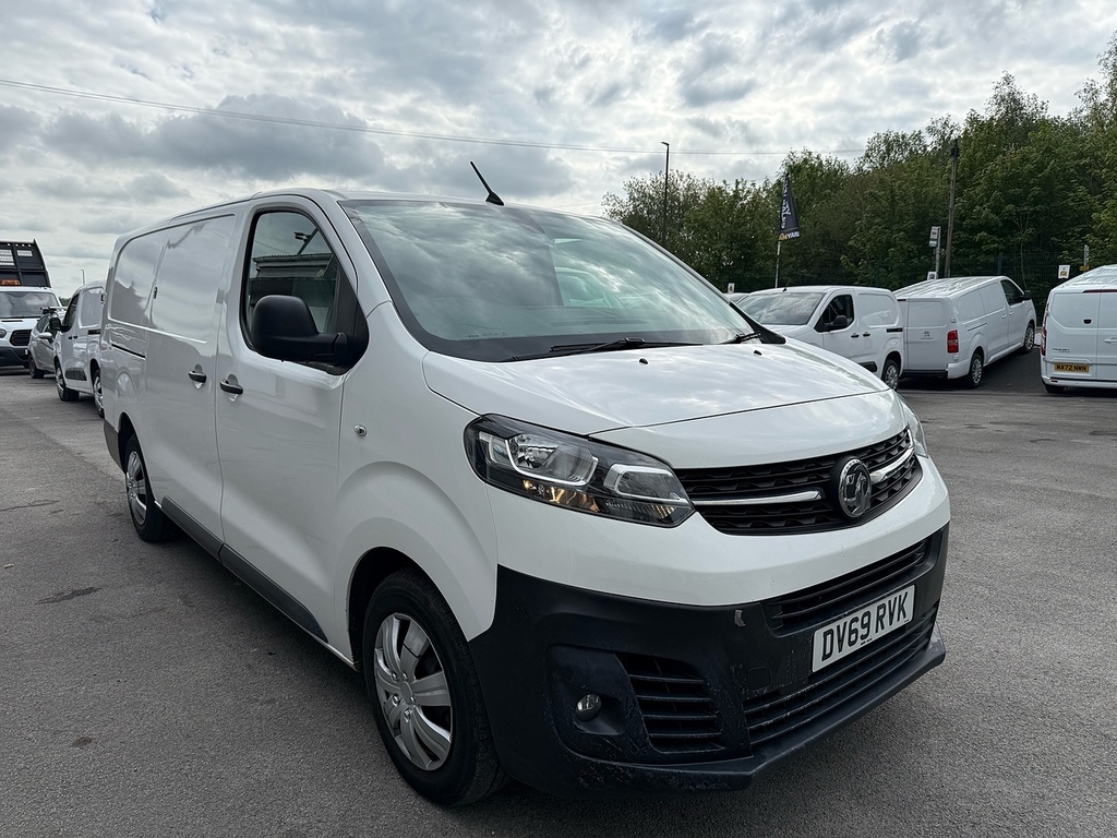 Vauxhall Vivaro 1.5 Turbo D 2900 Dynamic Lwb Air Con Sat Nav Van 6 DV69RVK White #3
