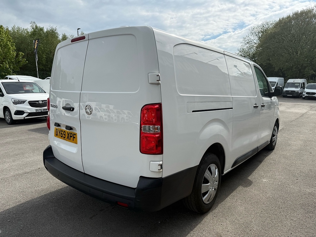 Vauxhall Vivaro 1.5 Turbo D 2900 Dynamic Lwb Air Con Sat Nav Van 6 DY69XPF White #5
