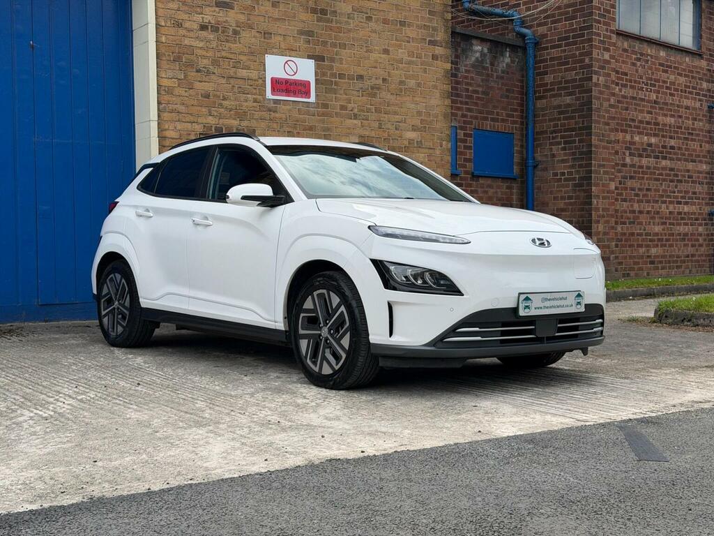 Hyundai Kona Suv 39Kwh Premium 10.5Kw Charger 2021 White