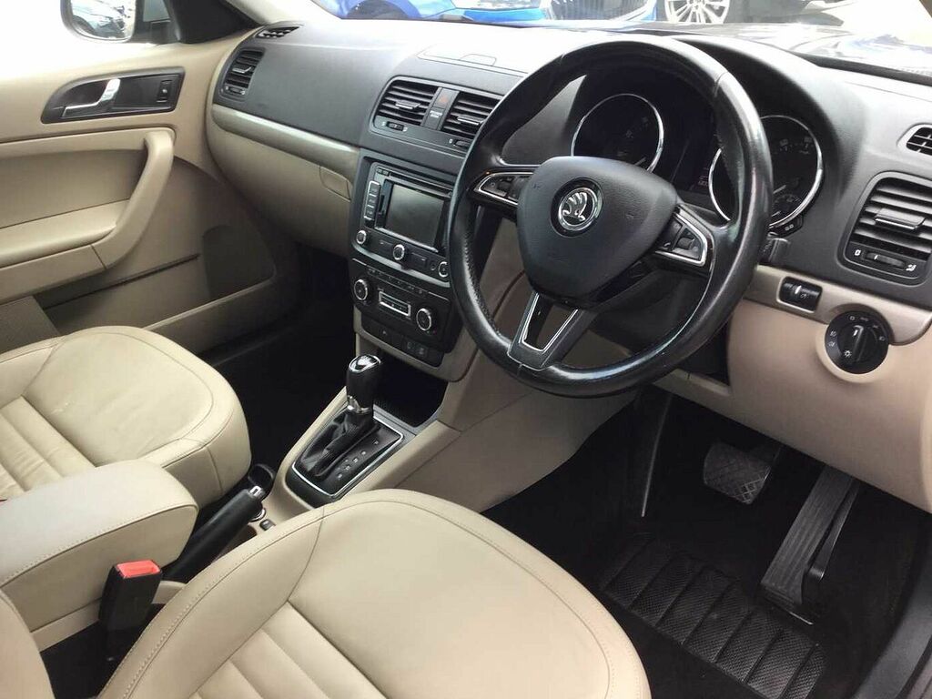 Skoda Yeti 1.2 Tsi Elegance Dsg LP14YWW  #6