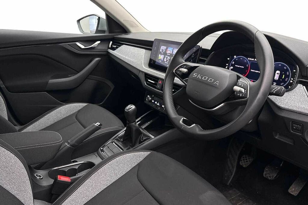 Skoda Scala 1.0 Tsi 116 Se Edition GD25AOV Silver #6