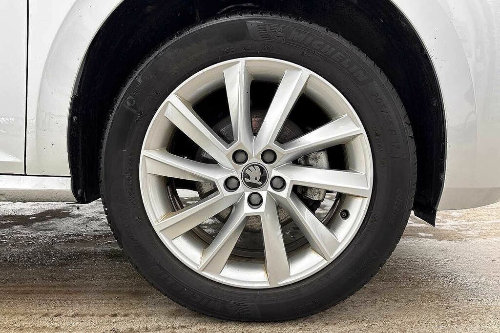 Skoda Kamiq 1.0 Tsi 95 Se Edition GF25ZTP Silver #5