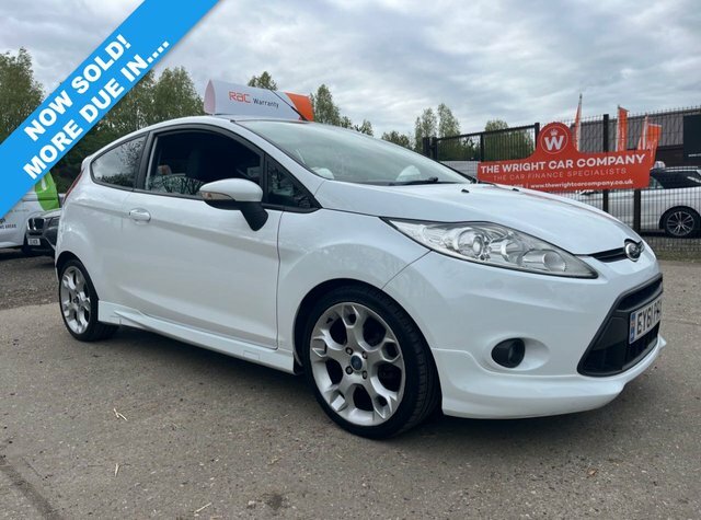 Ford Fiesta 1.6 Zetec S Hatchback 134 G Km White