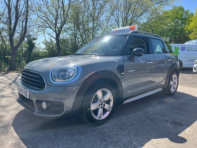 Mini Countryman 1.5 Cooper Suv All4 Euro 6 S S SA18XVO Grey #4